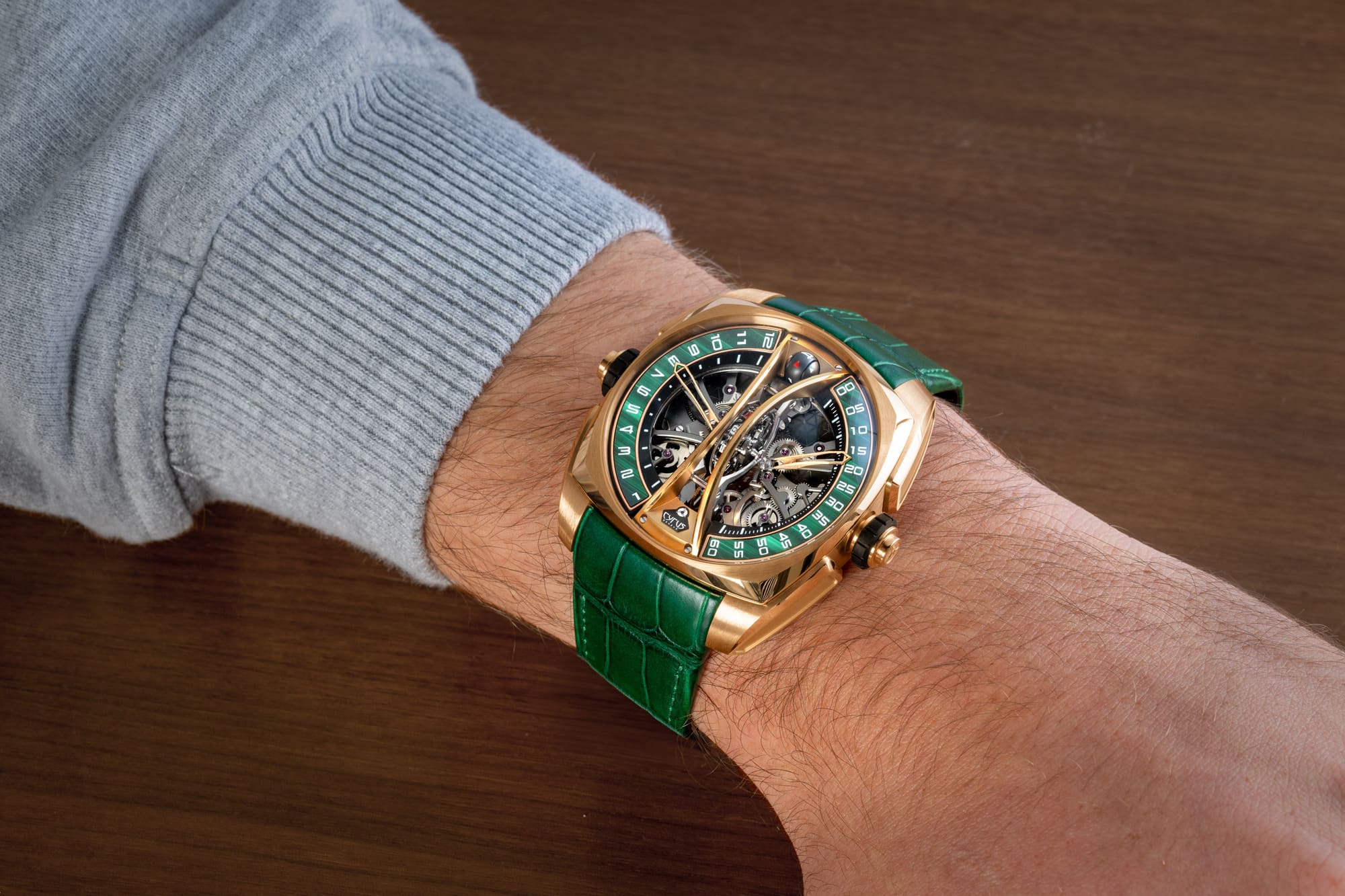 Montres Cyrus Klepcys Vertical Skeleton Tourbillon Malachite